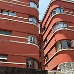 La Roma Rooms