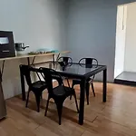Versalles Rooms