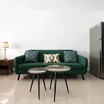 600 Sq Ft In Trendy Area, 150 Bps Fiber Optic