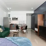 600 Sq Ft In Trendy Area, 150 Bps Fiber Optic