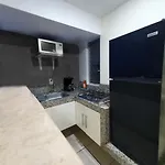 Super Suite Con Bano Y Cocina Excelente Ubicacion