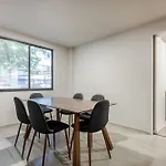 Elevate Your Roma Stay - 2Br - Wifi - Sleeps 7