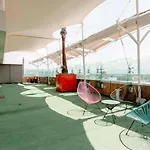 Beautiful And Comfortable Rooftop Suite