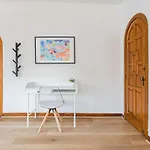 Perfect For Groups Spacious House With Essentials And Convenient Features