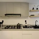 Wtc 1 Block Away - Total Comfort