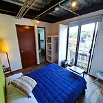 Luxury Studios At Casona 46
