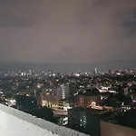 Centrally Located Loft With Amazing Views Of Volcanoes