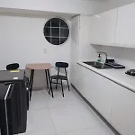 Spacious Apartment In Prime Location