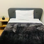 La Roma Rooms