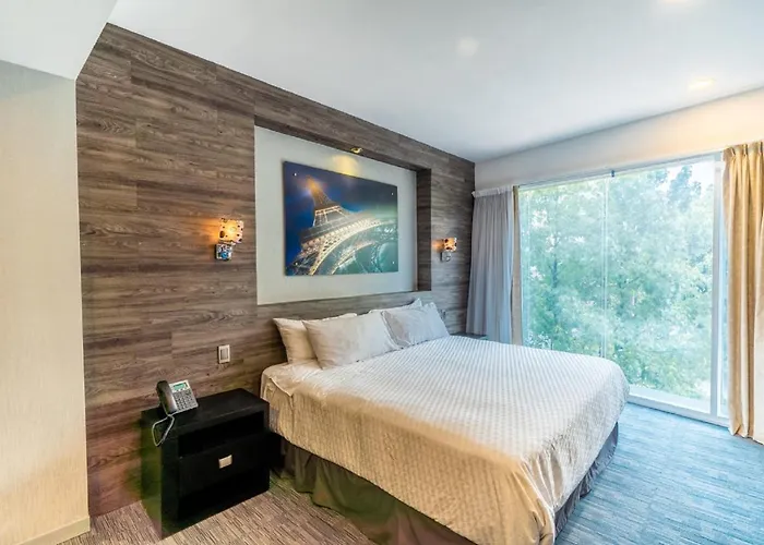 Hostpal Suites Naucalpan