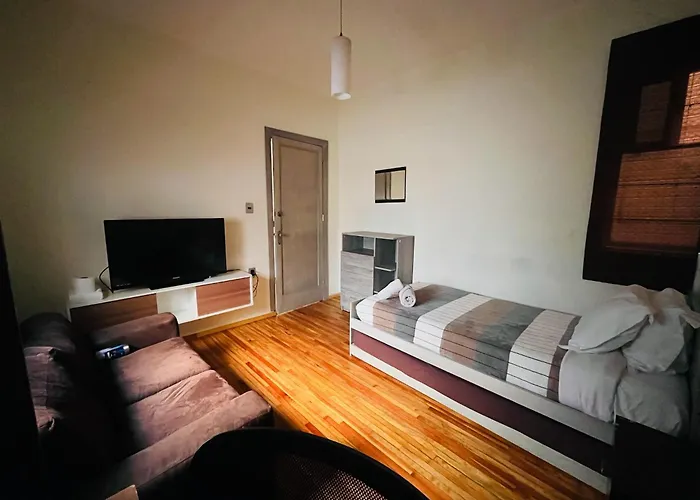 Departamento Remodelado Y Compartido En Roma Sur, Cerca Centro Medico