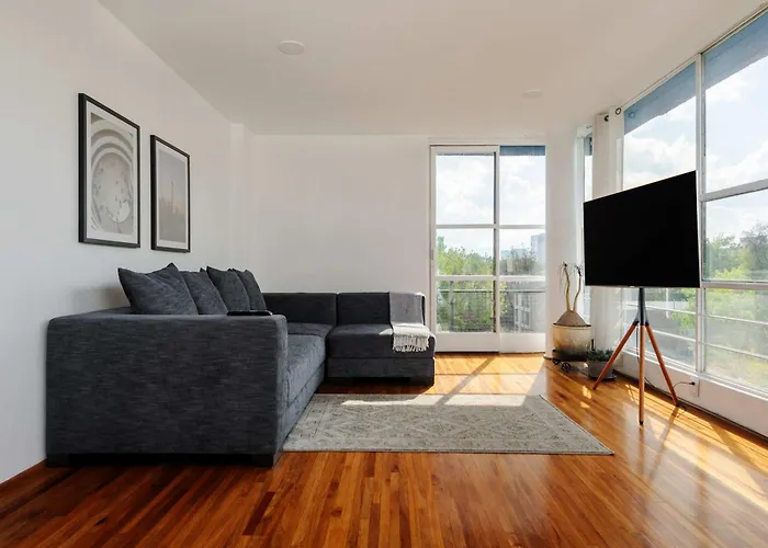 W* Lovely 3Br W Fantastic Balcony In Condesa