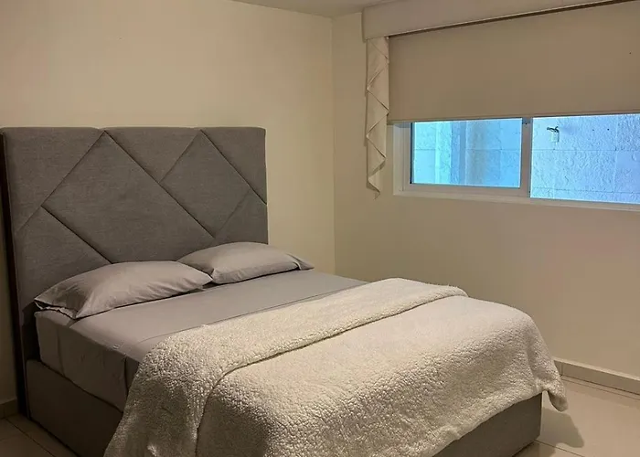 Spacious Apartment In Prime Location