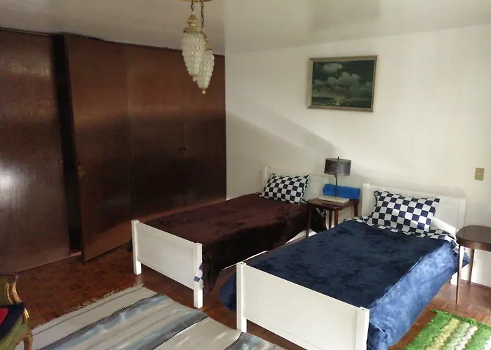 Carlos Dickens 13 Apartamento