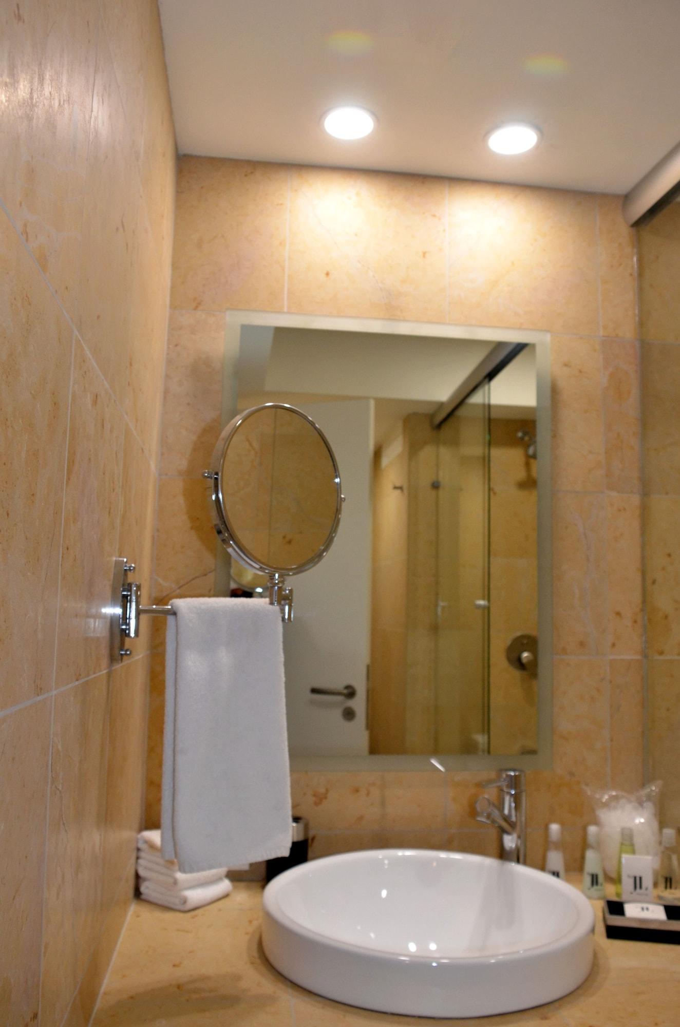 Hotel Armonik By Casanevo 3*