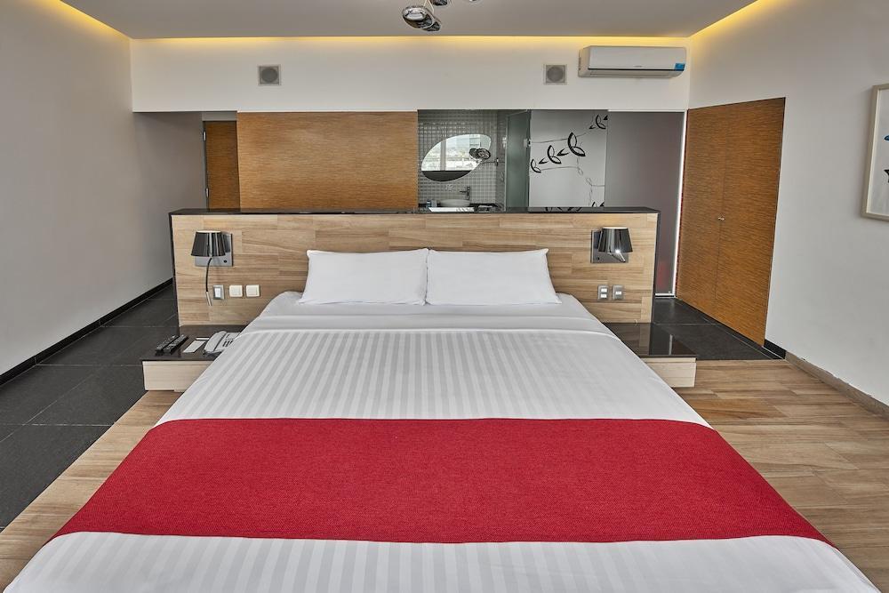 Express Alameda Hotel 3*