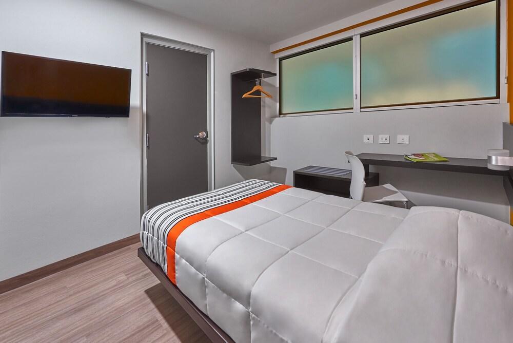 Express Junior Cdmx Sullivan Hotel