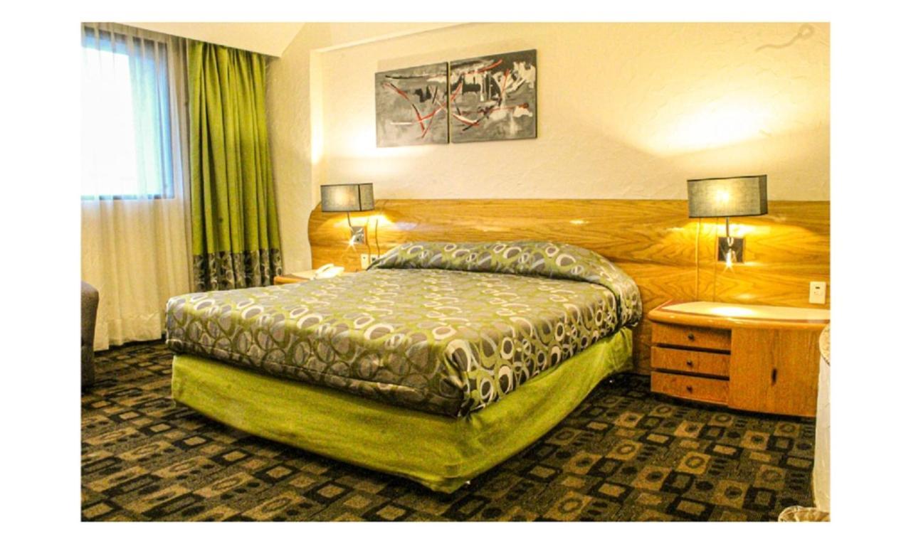 Mandarín Cartón Hotel 2*