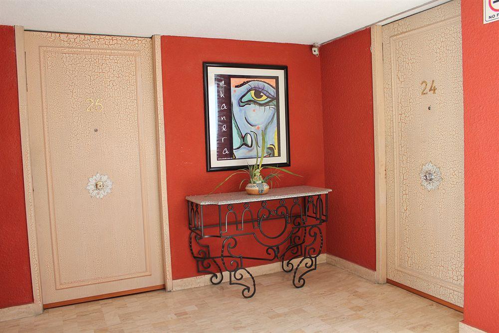 Residencia Rochester Hotel 3*