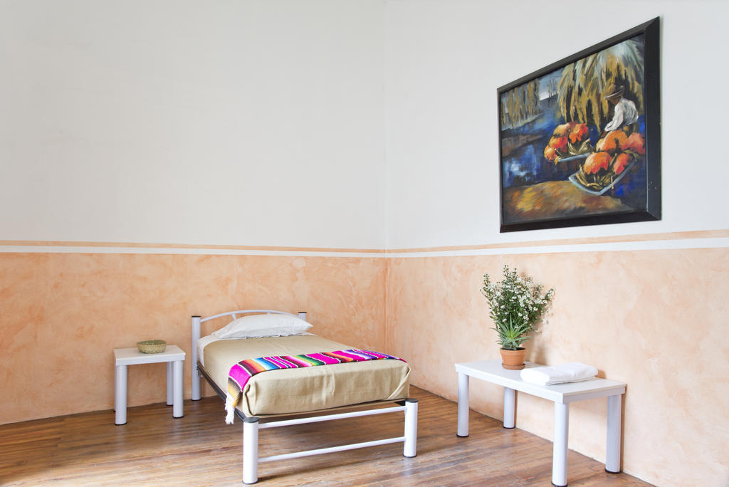 Hostal Casa San Ildefonso *