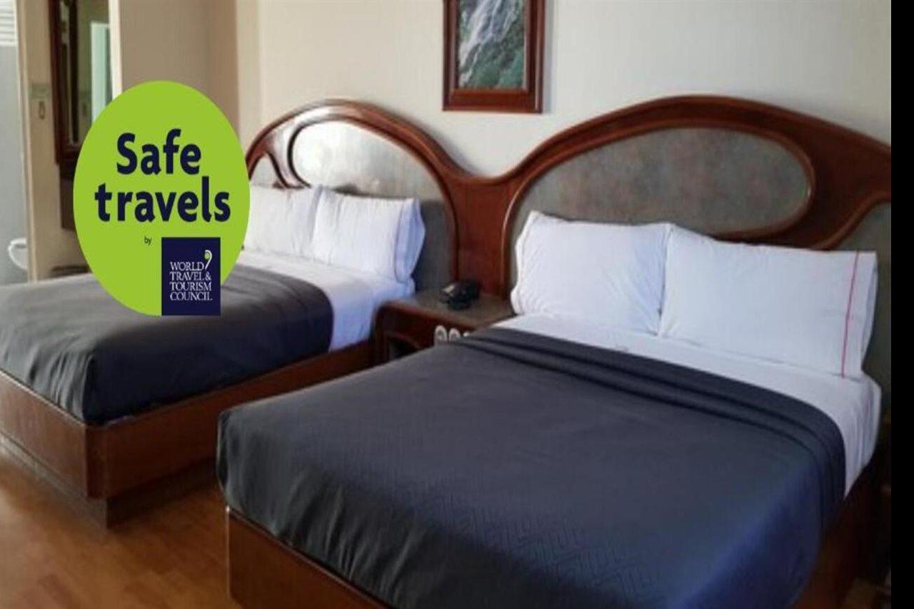 Hotel Mx Congreso 4*