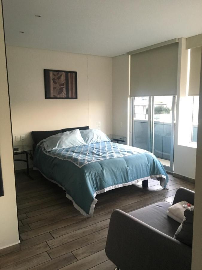 Dakota Suites *