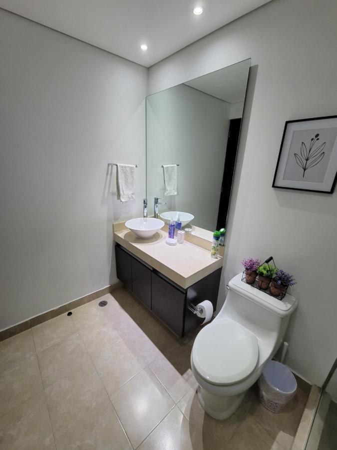 Aparthotel De 2 Junto Al Wtc