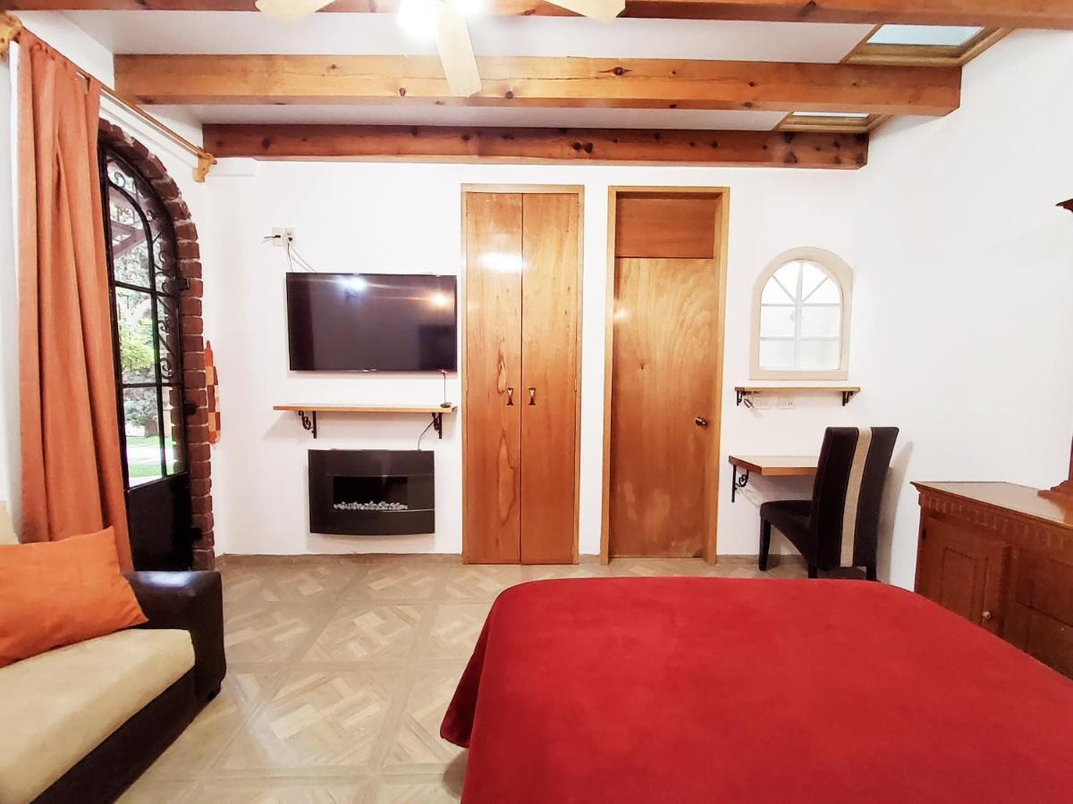 Alfonsina Bed & Breakfast Mexico City
