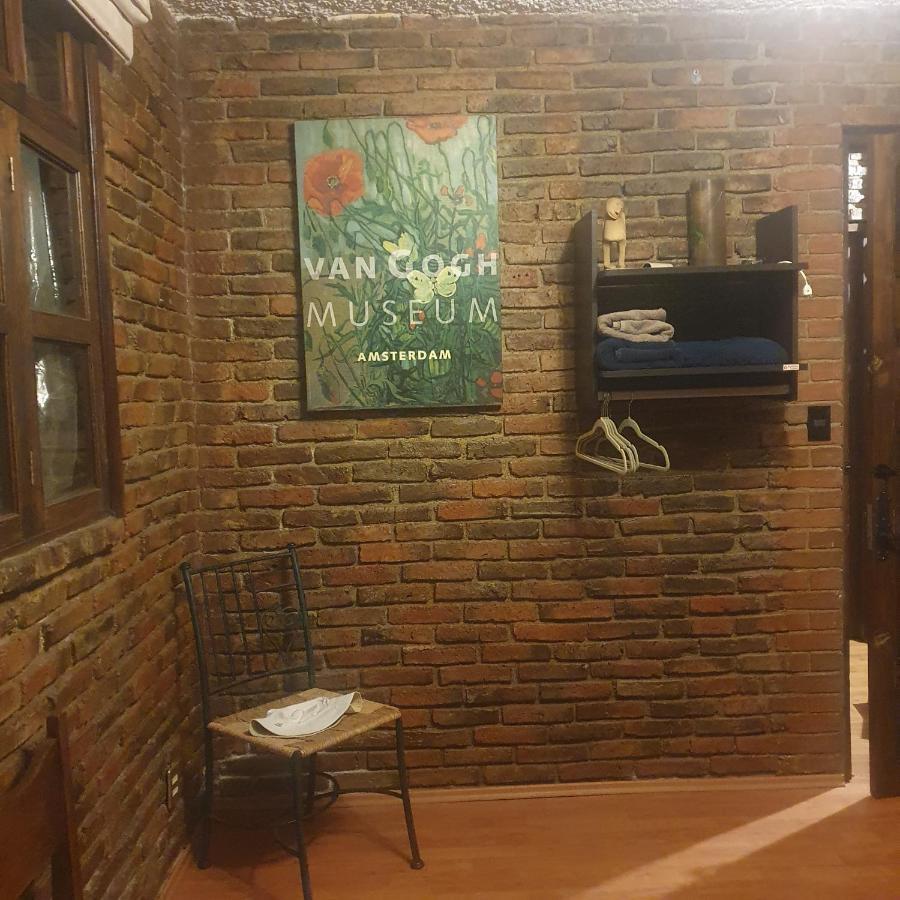 Cerca Del Colmex, Flacso Y U Pedagogica
