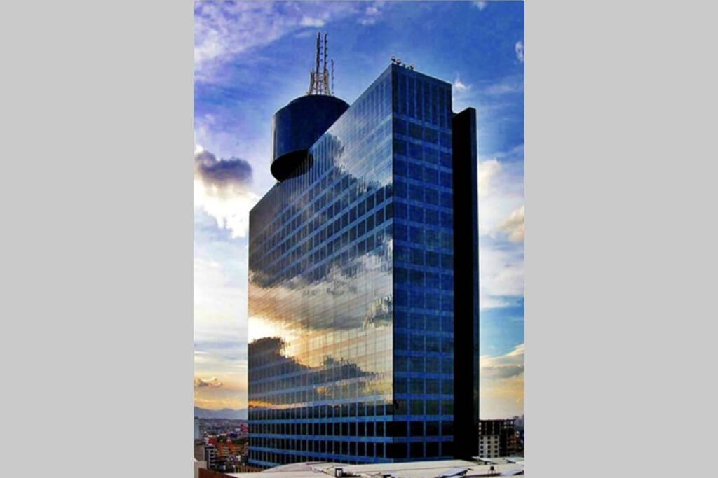 Apartamento Increible Loft Frente Al Wtc, Napoles