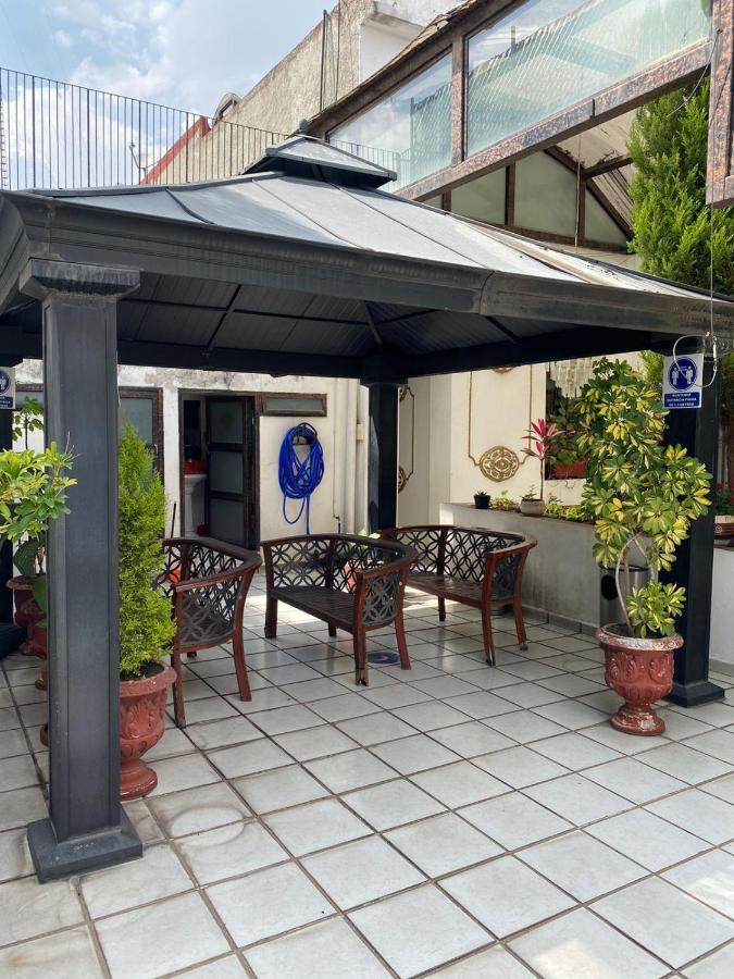 Casa De La Luna Hotel