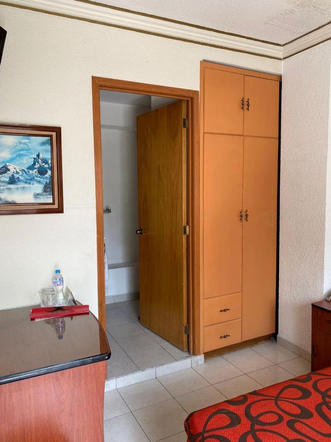 Casa De La Luna Hotel 3*