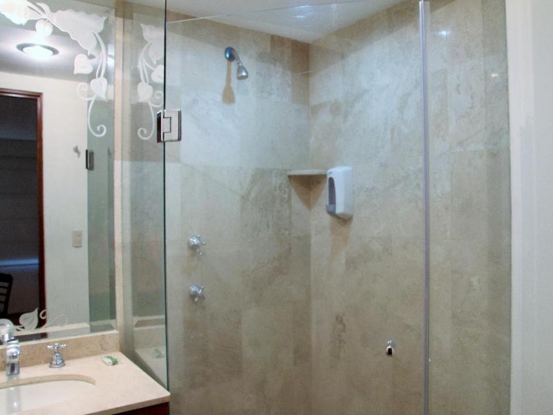 L' Heritage Hipolito Taine By Bluebay Aparthotel