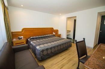 Atenas Plaza Hotel 4*