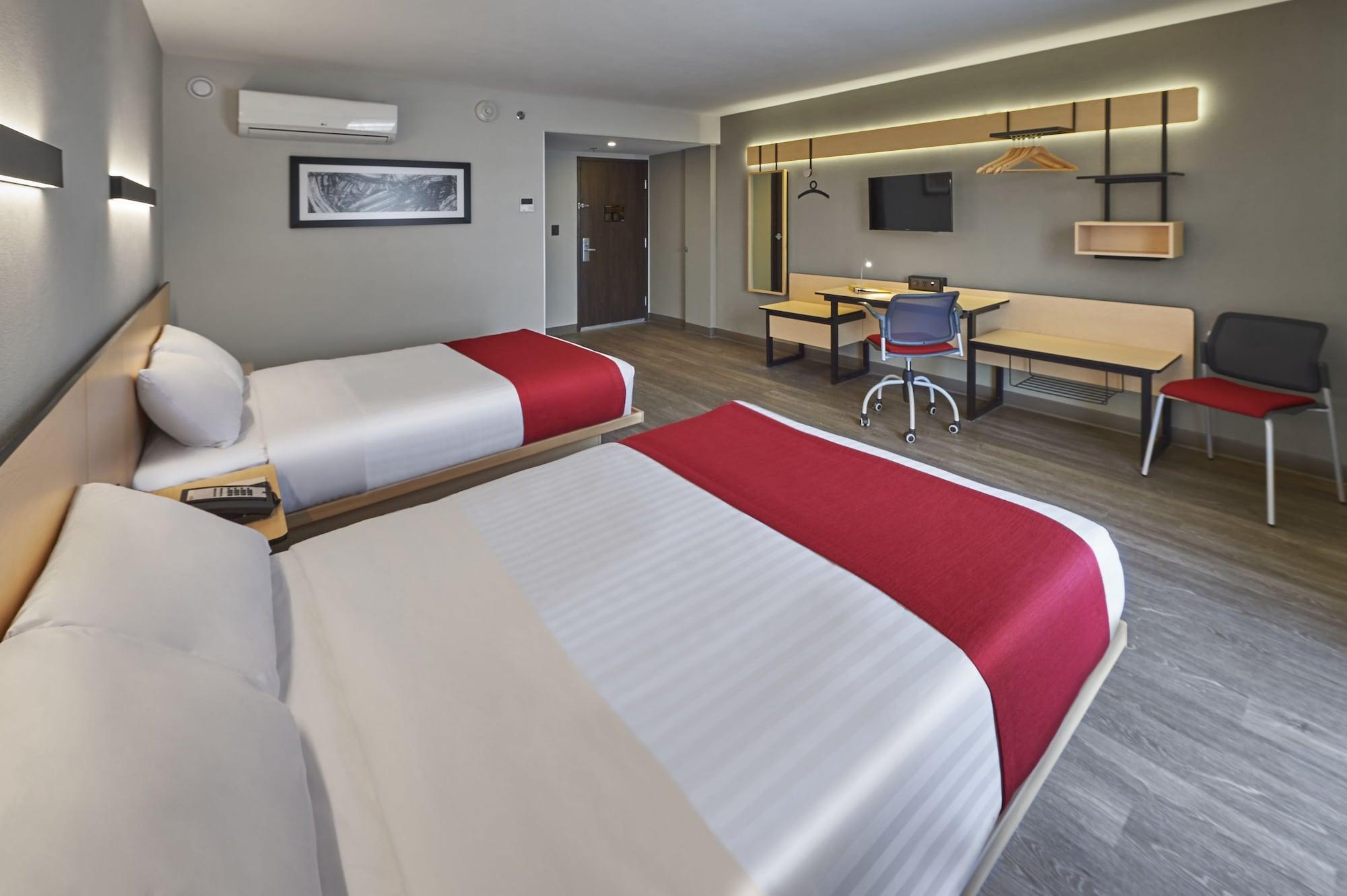 Hotel Express By Marriott Ciudad De Mexico La