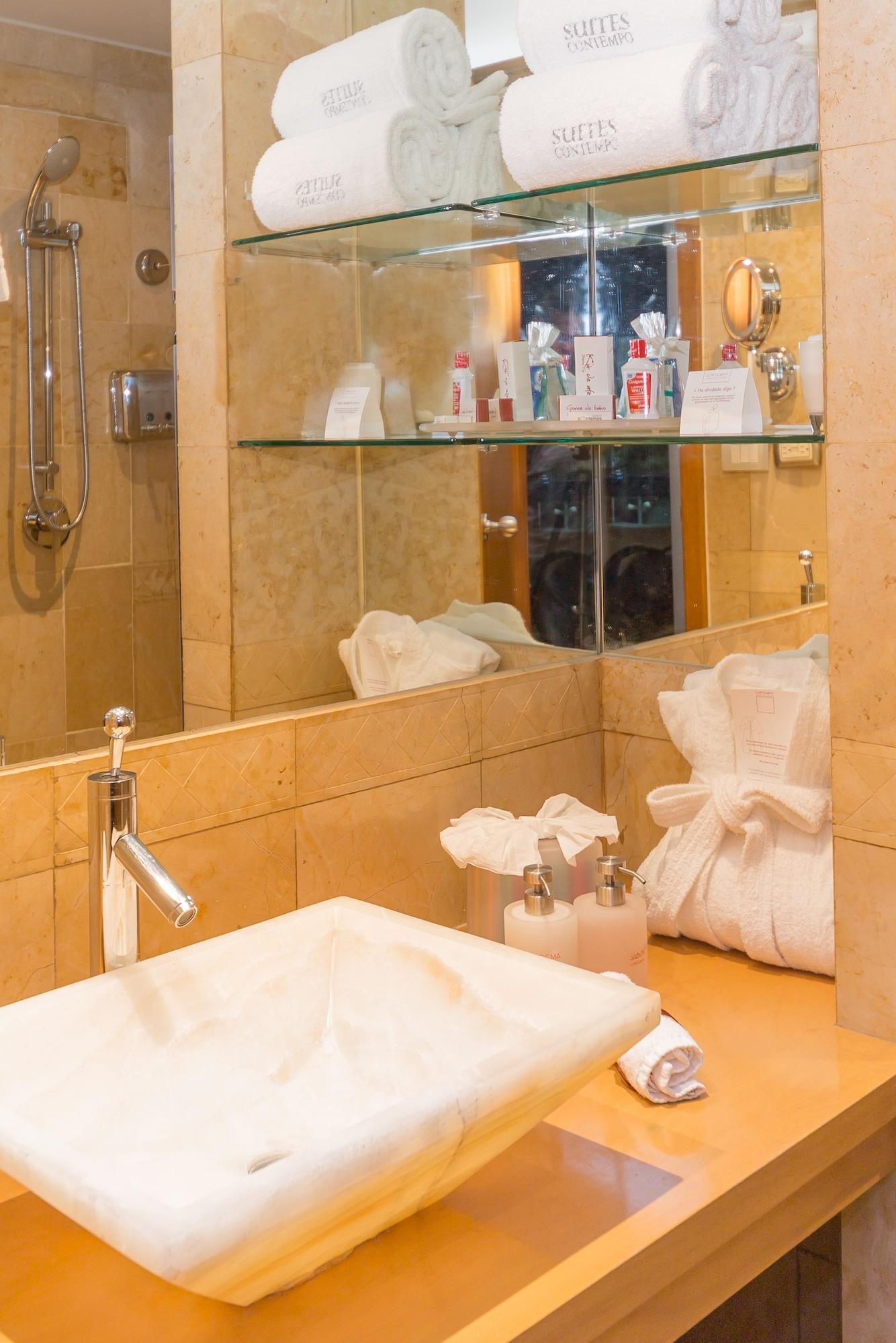 Contempo 5*
