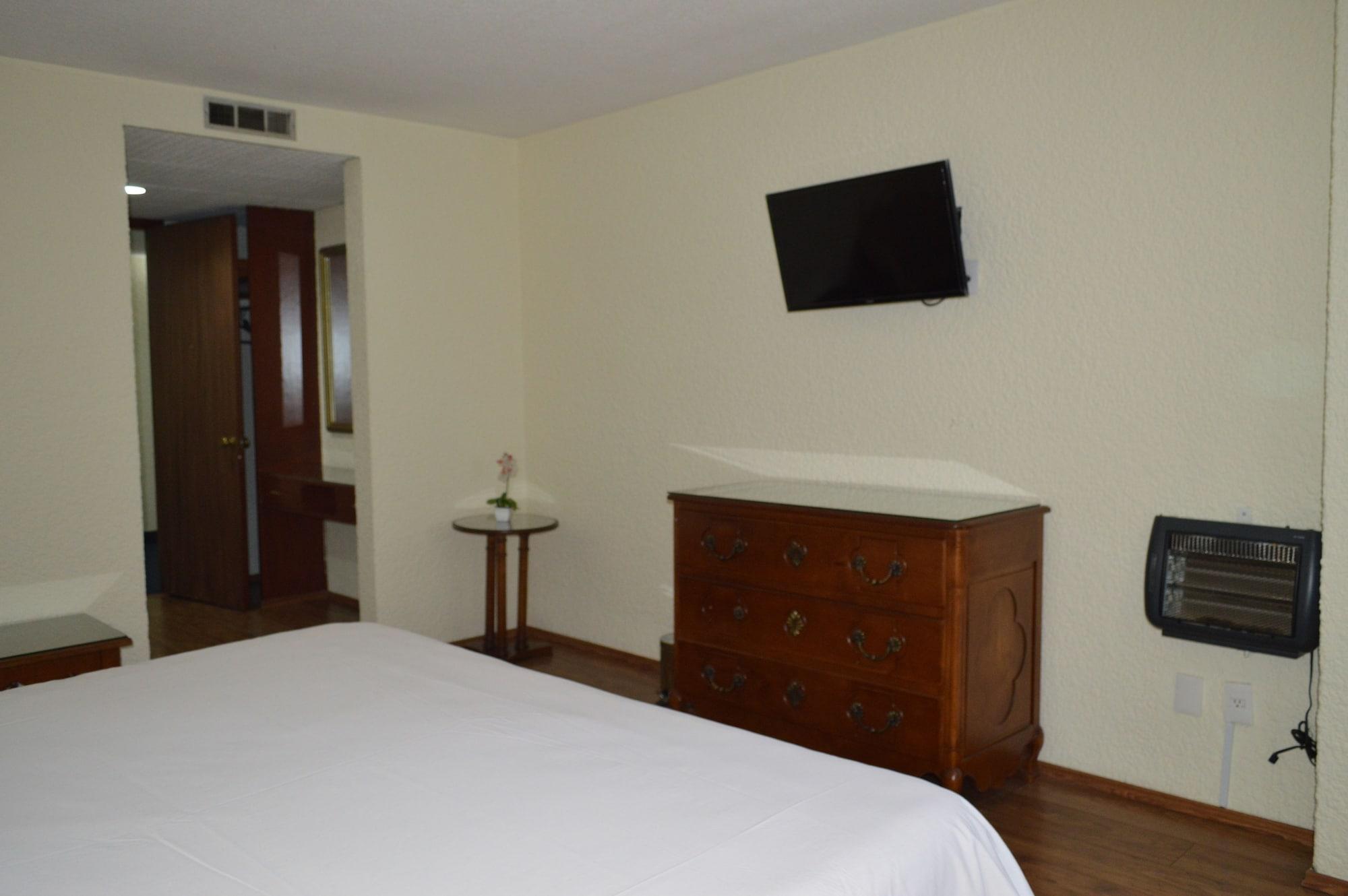 Hotel Valle De Toreo 3*