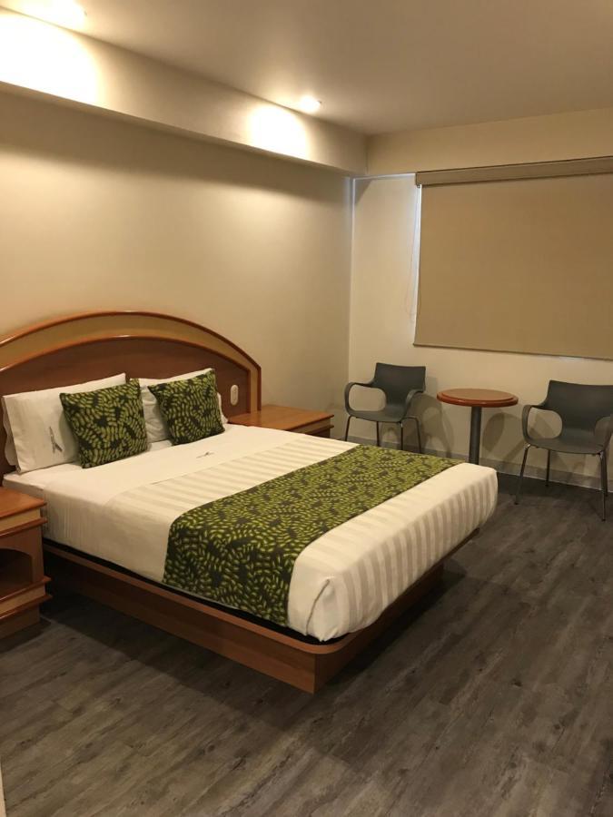 Aeropuerto Hotel 3*