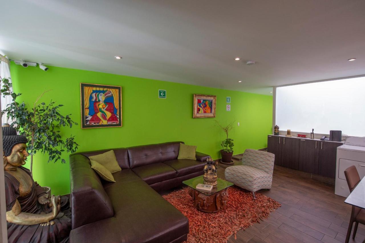 Acomodação com café da manhã  Casa Tanimisha 2*