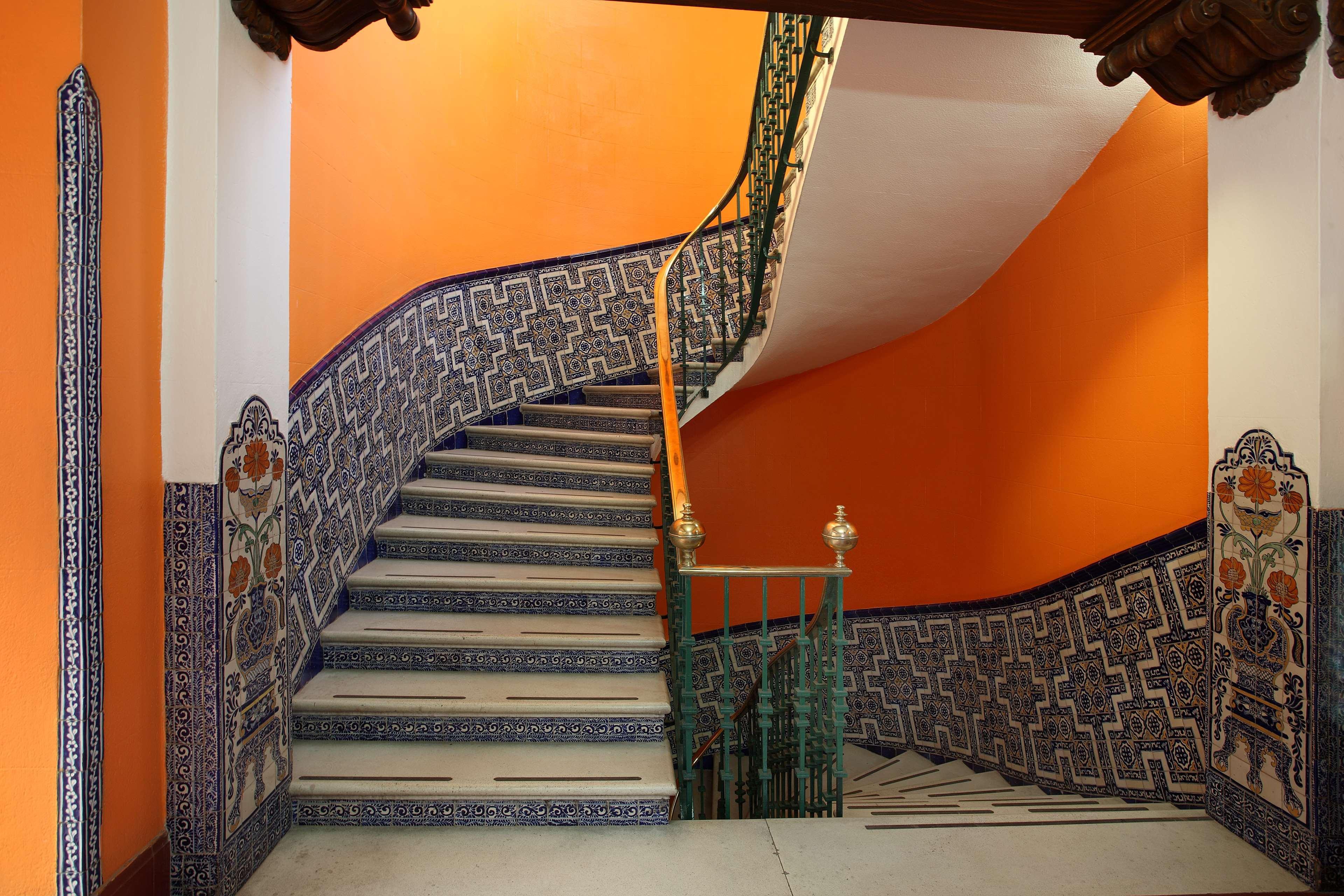 Western Majestic Hotel