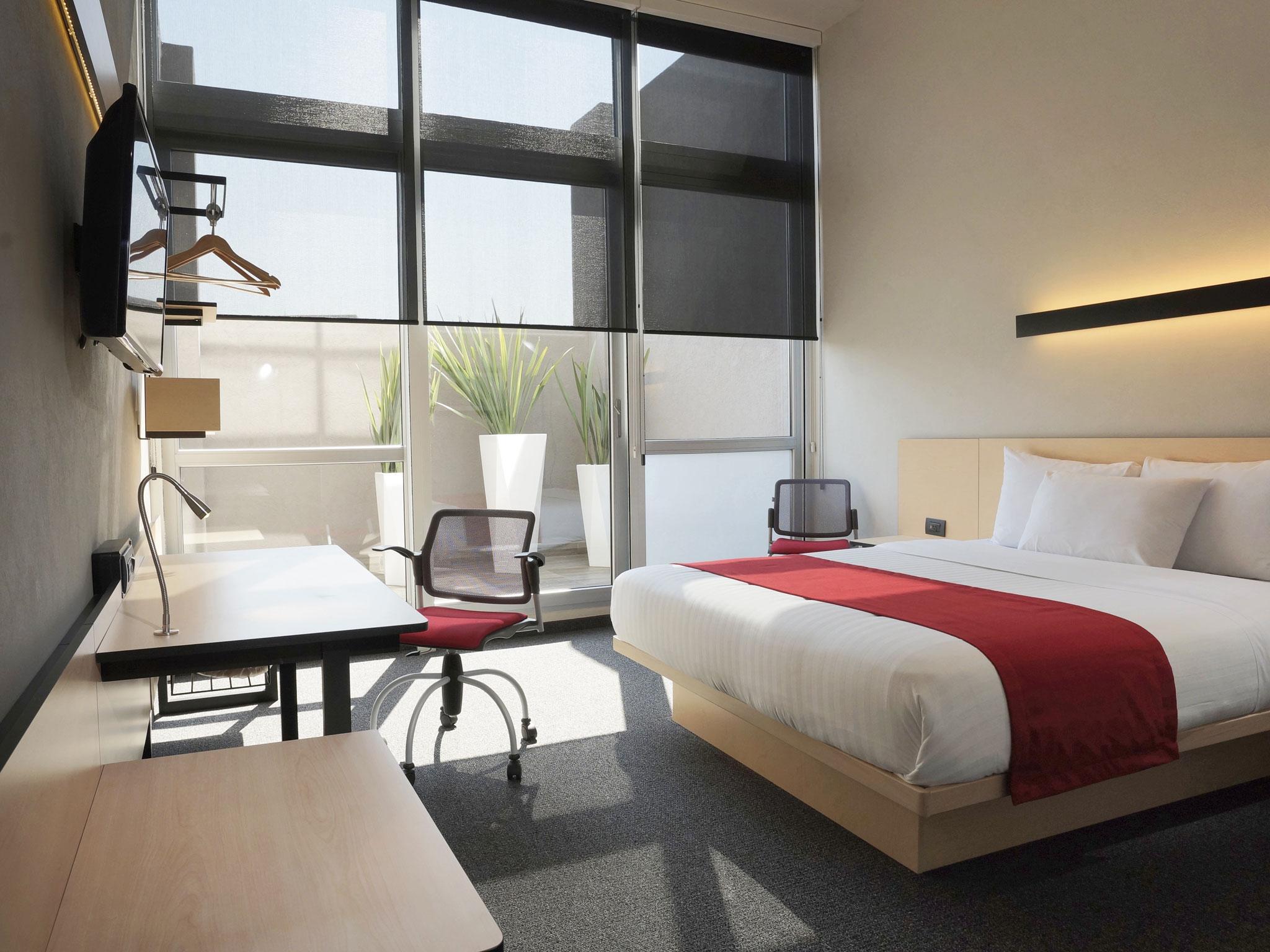 Express By Marriott Ciudad De Mexico Patio Universidad