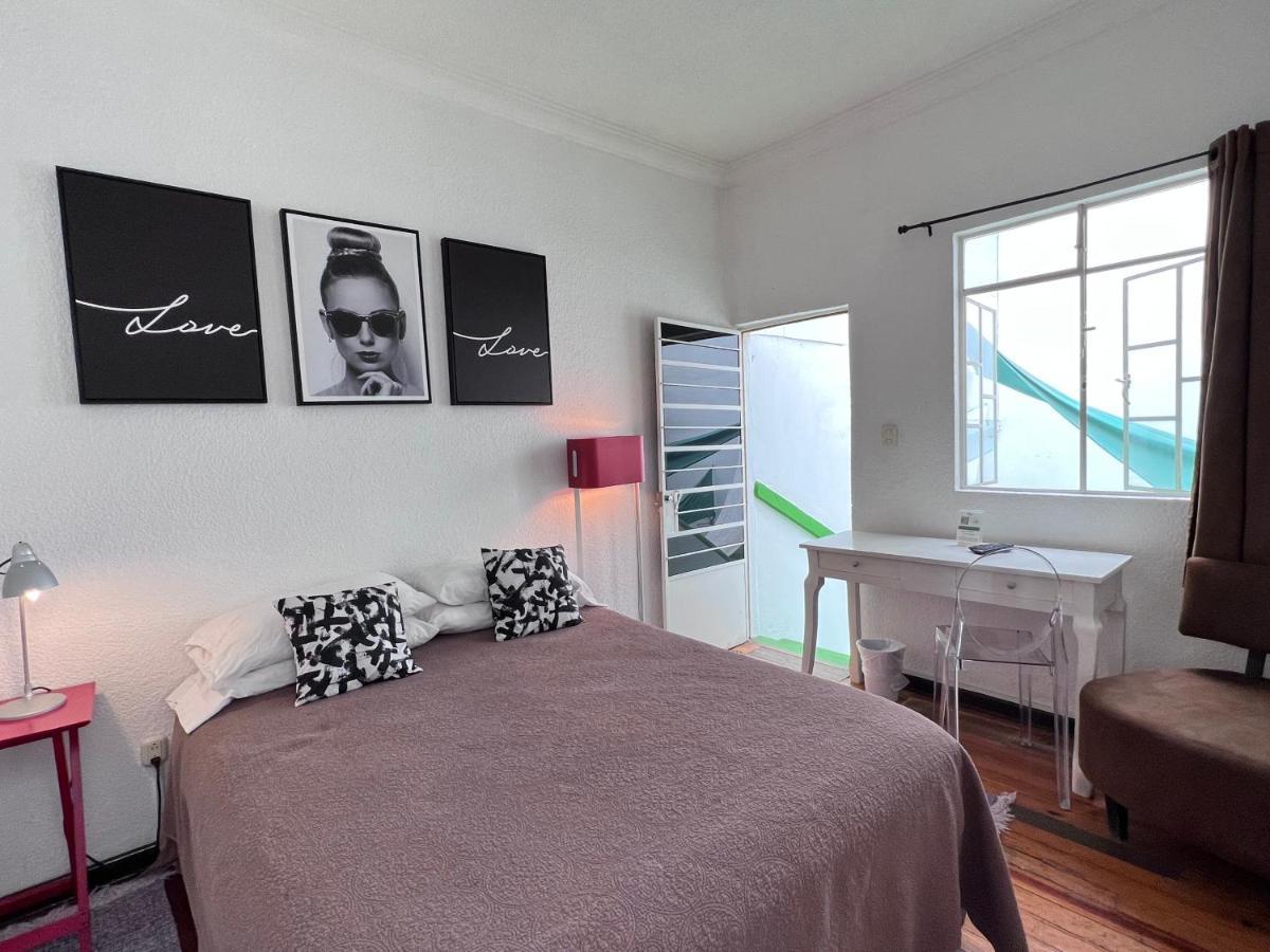 Bed and breakfast Condesa Rooms&studios