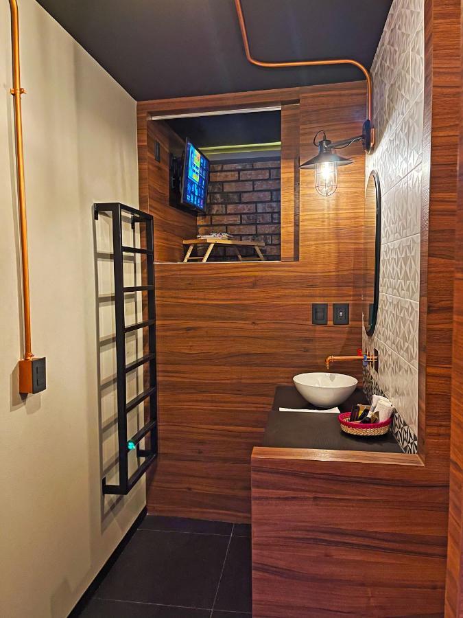 Cadillac Cocoon Beds Hotel cápsula