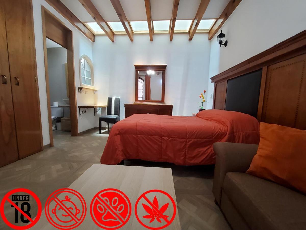 Alfonsina Bed & Breakfast Mexico City