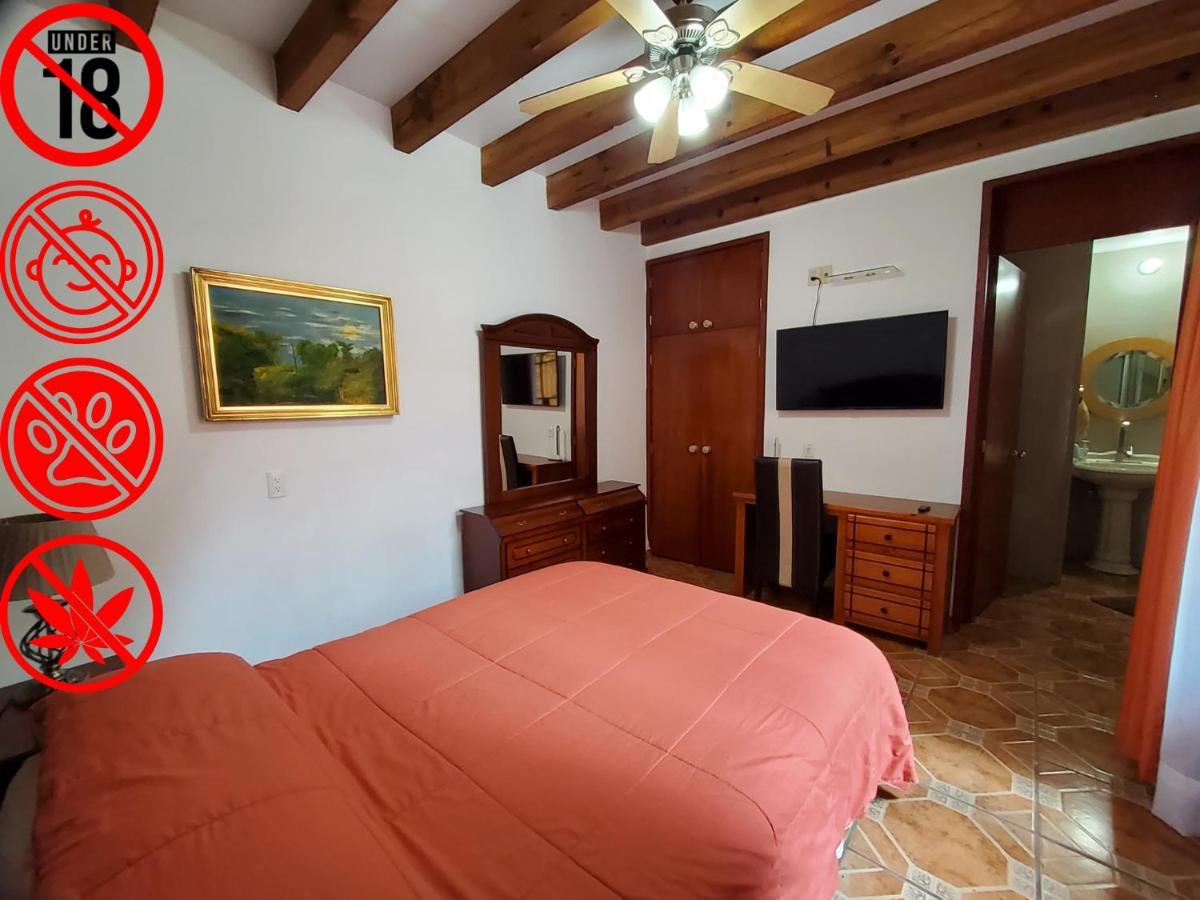 Alfonsina Bed & Breakfast Mexico City