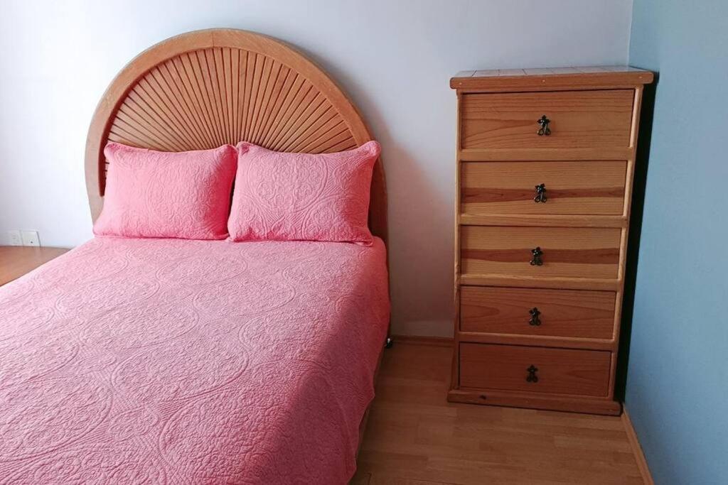 Apartamento Departamento Con Vista Al Poniente De La Ciudad. *
