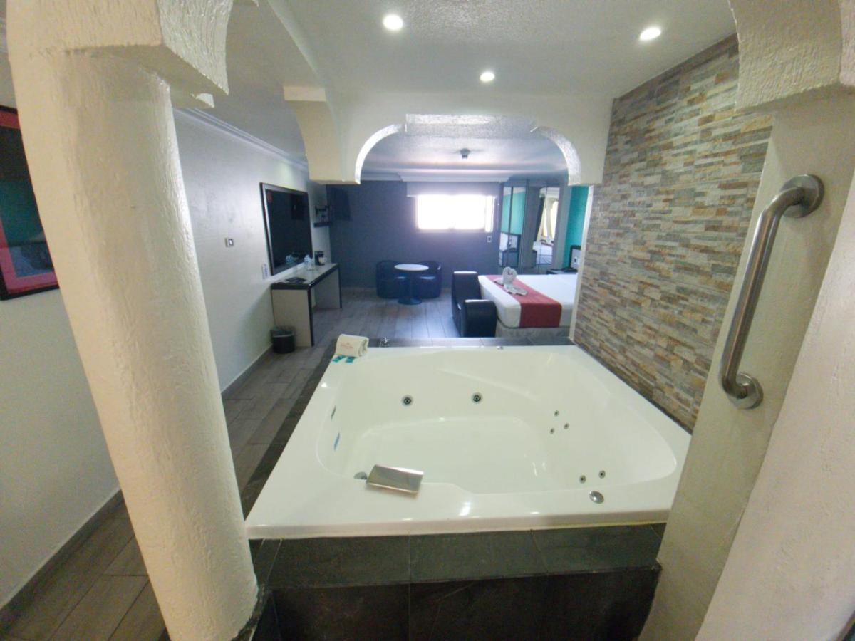 Real La Viga Motel Mexico City