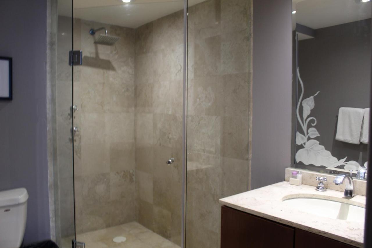 Aparthotel L' Heritage Hipolito Taine By Bluebay 4*