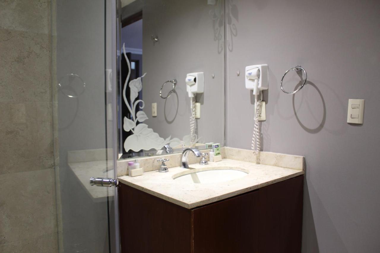 Aparthotel L' Heritage Hipolito Taine By Bluebay 4*