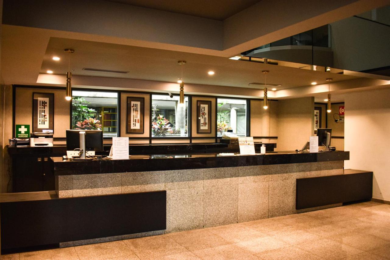 Ramada By Wyndham Mexico Santa Fe Hotel 4*